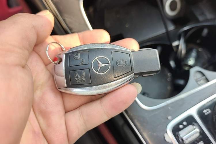 Used Mercedes-Benz C-Class 2016 C 180 L Sport Edition Vehicle Key