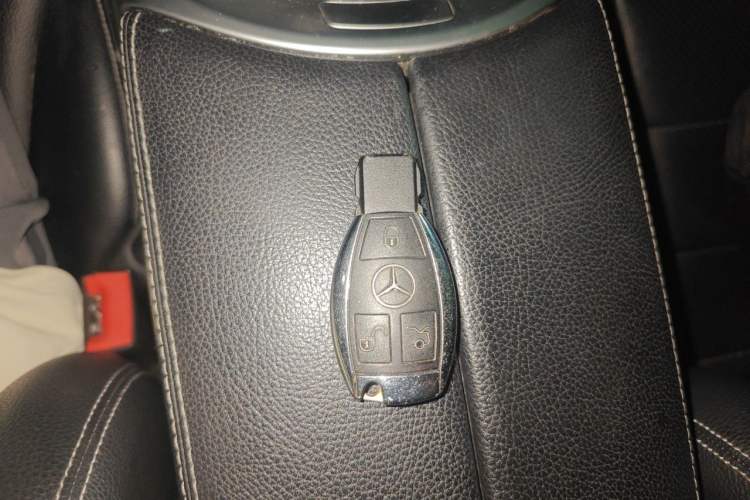 Used Mercedes-Benz C-Class 2016 C 200 Sport Edition Vehicle Key