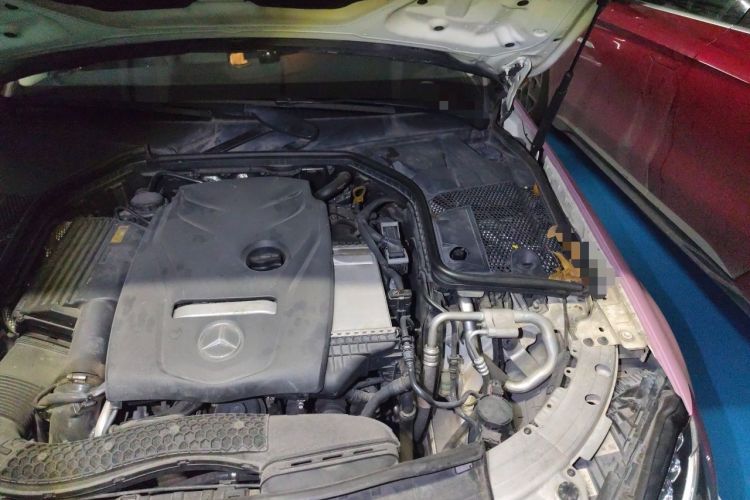 Used Mercedes-Benz C-Class 2016 C 200 L Sport Edition Engine Bay Left