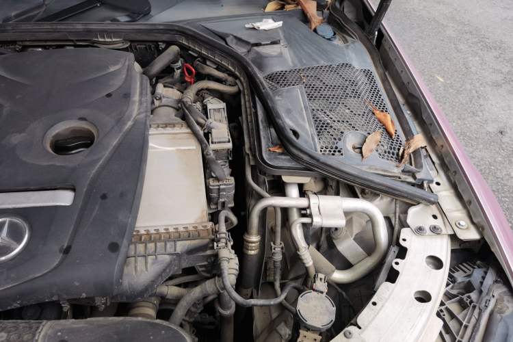 Used Mercedes-Benz C-Class 2016 C 180 L Sport Edition Engine Bay Left