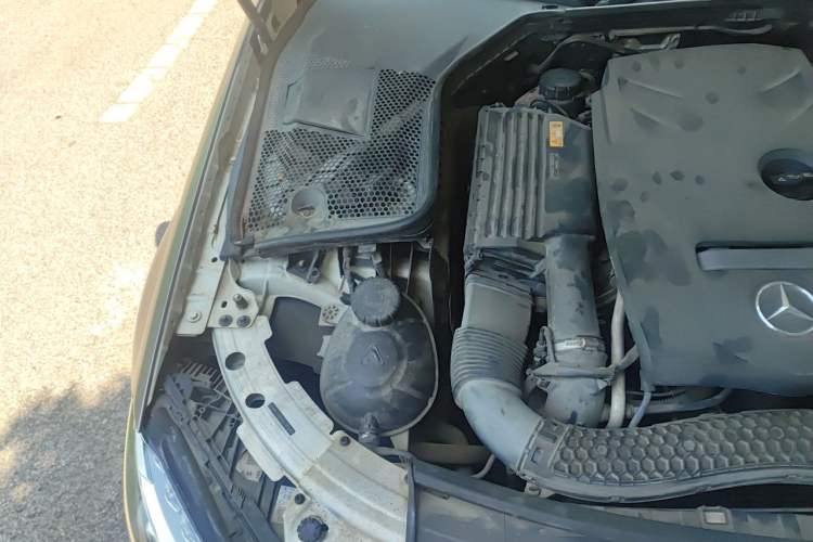 Used Mercedes-Benz C-Class 2016 C 180 L Sport Edition Engine Bay Right