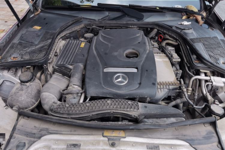 Used Mercedes-Benz C-Class 2016 C 180 L Sport Edition Engine Bay