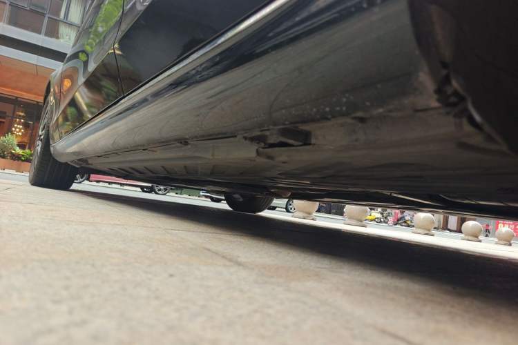 Used Mercedes-Benz C-Class 2016 C 200 L Chassis Rear Left