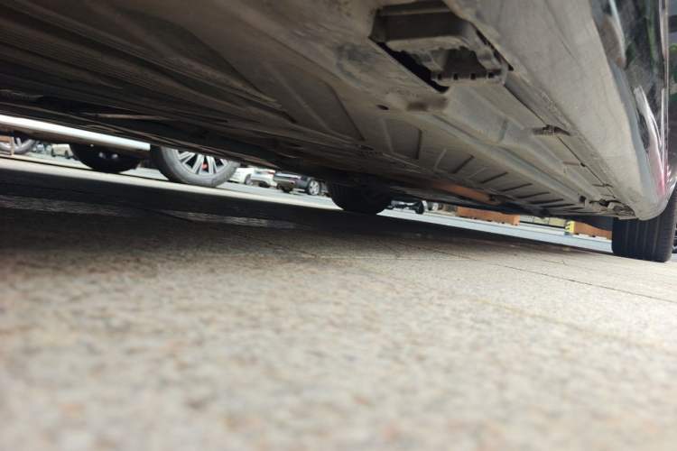 Used Mercedes-Benz C-Class 2016 C 200 L Chassis Rear Right