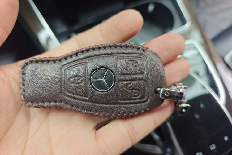 Used Mercedes-Benz C-Class 2016 C 200 L Vehicle Key