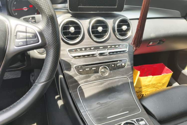 Used Mercedes-Benz C-Class 2016 C 200 L Sport Edition Audio And AC Panel