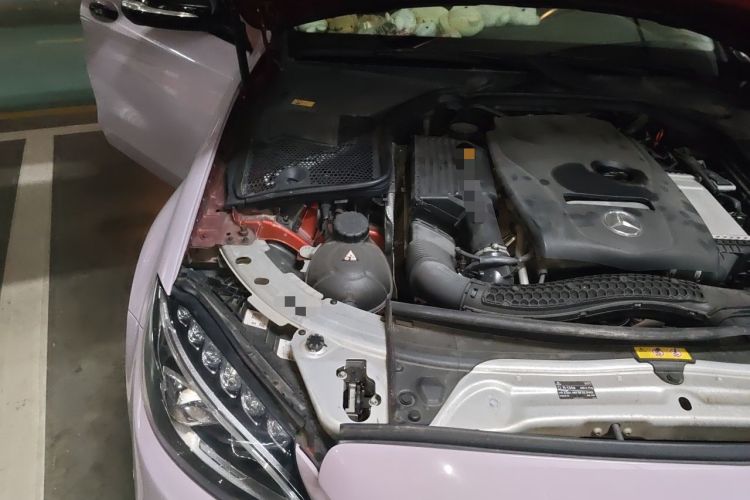 Used Mercedes-Benz C-Class 2016 C 180 L Sport Edition Engine Bay Right