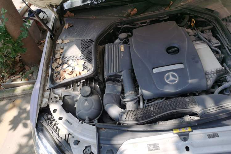Used Mercedes-Benz C-Class 2016 C 200 L Sport Edition Engine Bay Right