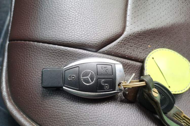 Used Mercedes-Benz C-Class 2016 C 200 L Sport Edition Vehicle Key