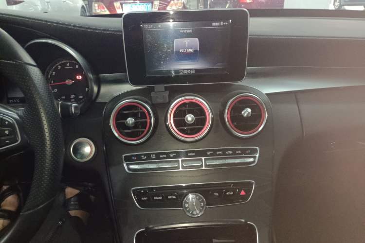 Used Mercedes-Benz C-Class 2016 C 200 L Sport Edition Audio And AC Panel