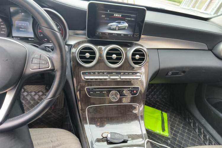 Used Mercedes-Benz C-Class 2016 C 200 L Sport Edition Audio And AC Panel