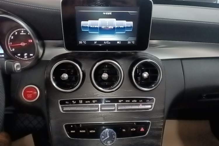 Used Mercedes-Benz C-Class 2016 C 180 L Sport Edition Audio And AC Panel