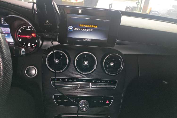 Used Mercedes-Benz C-Class 2016 C 200 L Sport Edition Audio And AC Panel