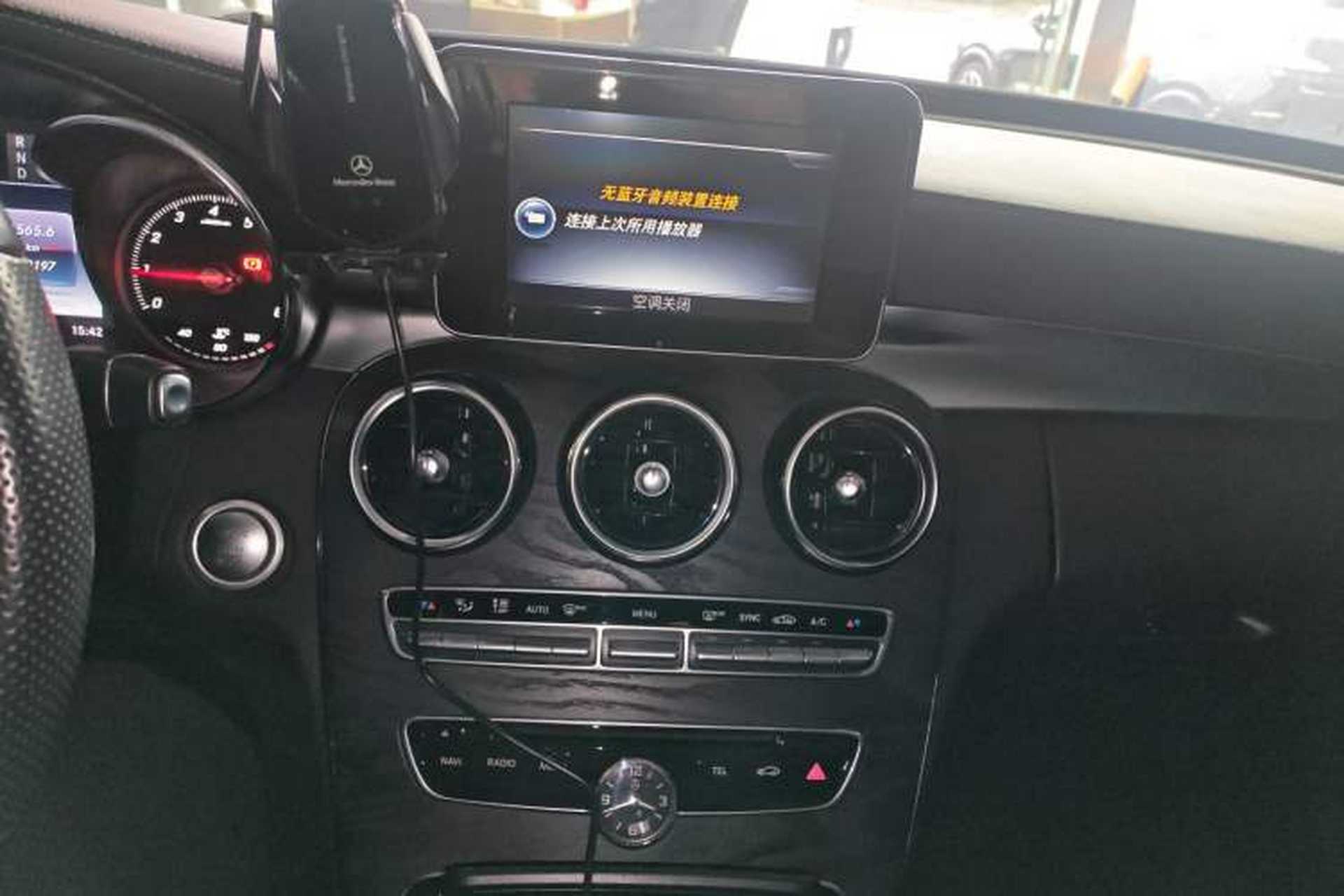 Used Mercedes-Benz C-Class 2016 C 200 L Sport Edition Audio And AC Panel
