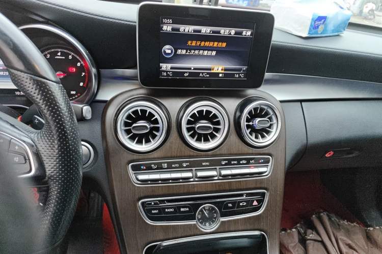 Used Mercedes-Benz C-Class 2016 C 200 L Sport Edition Audio And AC Panel