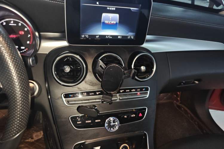 Used Mercedes-Benz C-Class 2016 C 200 L Sport Edition Audio And AC Panel