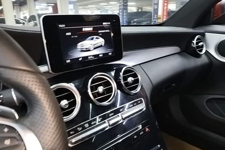 Used Mercedes-Benz C-Class 2016 C 200 Coupe Audio And AC Panel