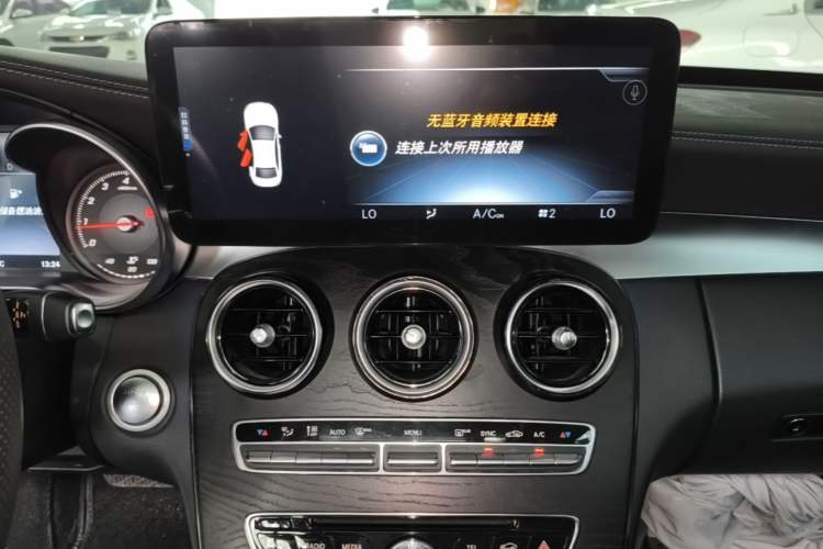 Used Mercedes-Benz C-Class 2016 C 180 L Sport Edition Audio And AC Panel