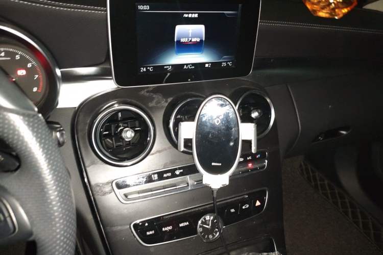 Used Mercedes-Benz C-Class 2016 C 200 L Sport Edition Audio And AC Panel