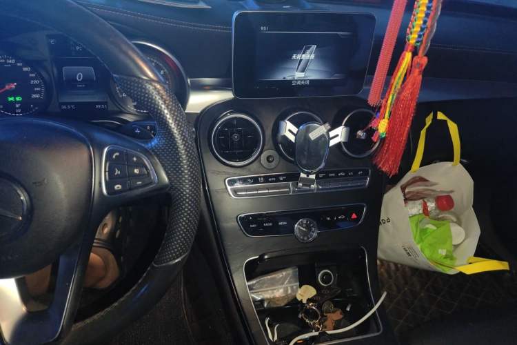 Used Mercedes-Benz C-Class 2016 C 180 L Sport Edition Audio And AC Panel