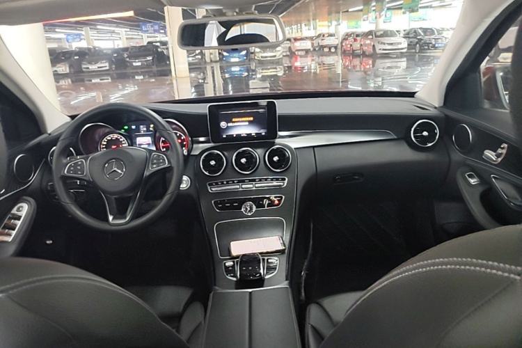 Used Mercedes-Benz C-Class 2016 C 180 L Sport Edition Center Console