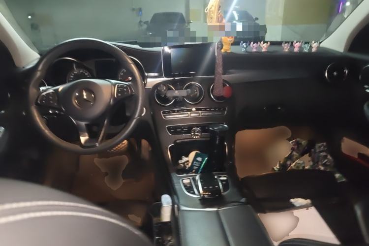 Used Mercedes-Benz C-Class 2016 C 180 L Sport Edition Center Console
