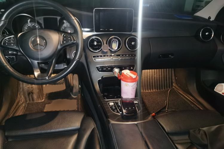 Used Mercedes-Benz C-Class 2016 C 180 L Sport Edition Center Console