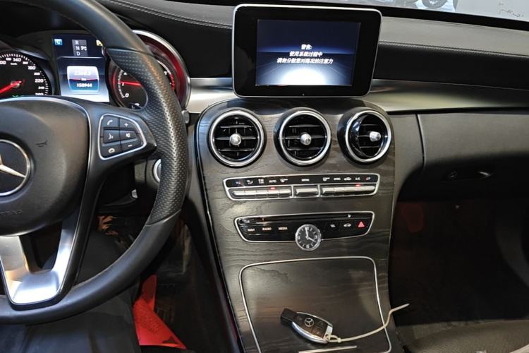 Used Mercedes-Benz C-Class 2016 C 180 L Sport Edition Center Console