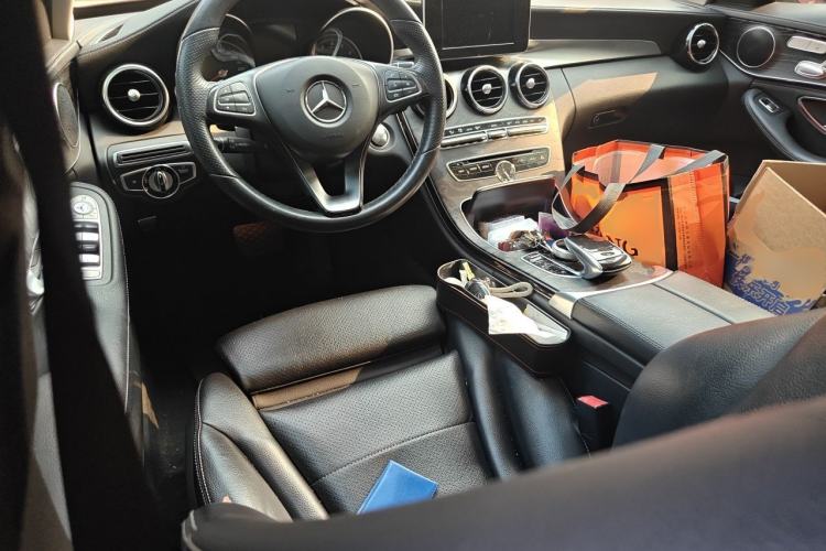 Used Mercedes-Benz C-Class 2016 C 200 L Sport Edition Center Console