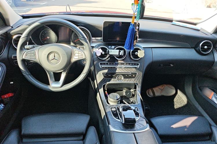 Used Mercedes-Benz C-Class 2016 C 180 L Sport Edition Center Console