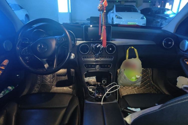 Used Mercedes-Benz C-Class 2016 C 180 L Sport Edition Center Console