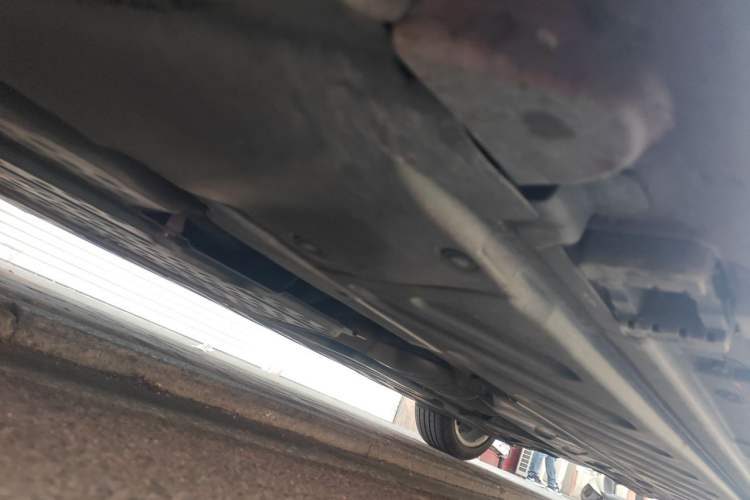 Used Mercedes-Benz C-Class 2016 C 200 L Sport Edition Chassis Front Left