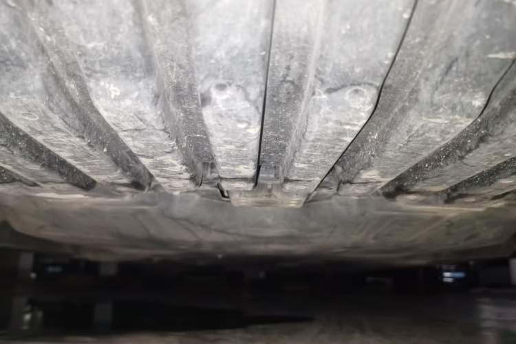 Used Mercedes-Benz C-Class 2016 C 180 L Sport Edition Chassis Front