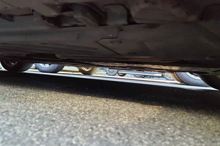 Used Mercedes-Benz C-Class 2016 C 200 L Sport Edition Chassis Front Right