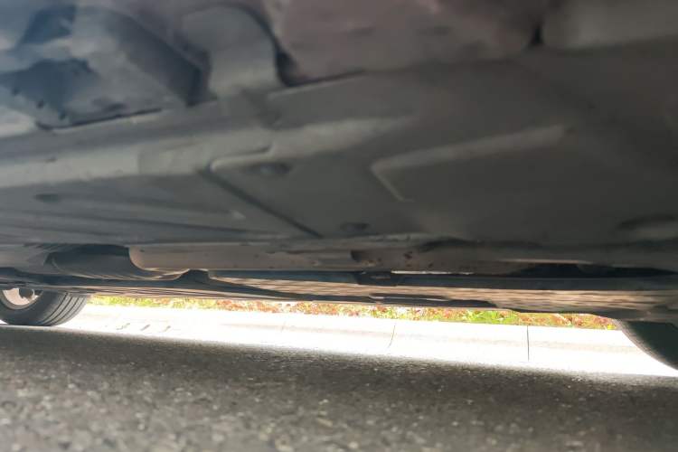 Used Mercedes-Benz C-Class 2016 C 180 L Sport Edition Chassis Front Right