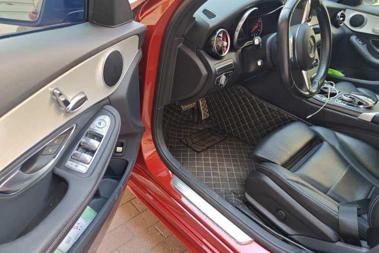 Used Mercedes-Benz C-Class 2016 C 200 Sport Edition Driver Seat