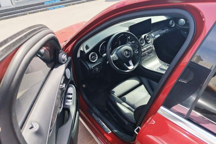 Used Mercedes-Benz C-Class 2016 C 200 L Sport Edition Driver Seat