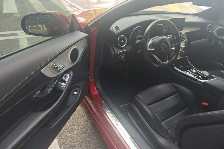 Used Mercedes-Benz C-Class 2016 C 200 Coupe Driver Seat