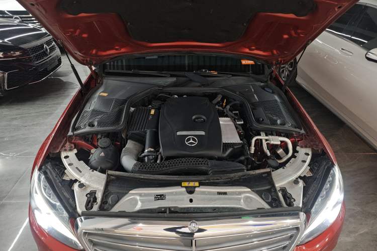Used Mercedes-Benz C-Class 2016 C 200 L Engine Bay