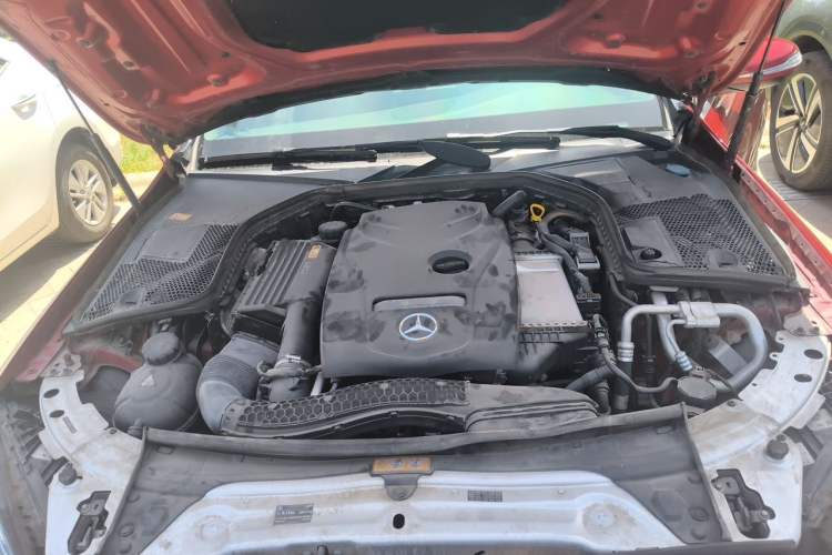 Used Mercedes-Benz C-Class 2016 C 200 L Sport Edition Engine Bay