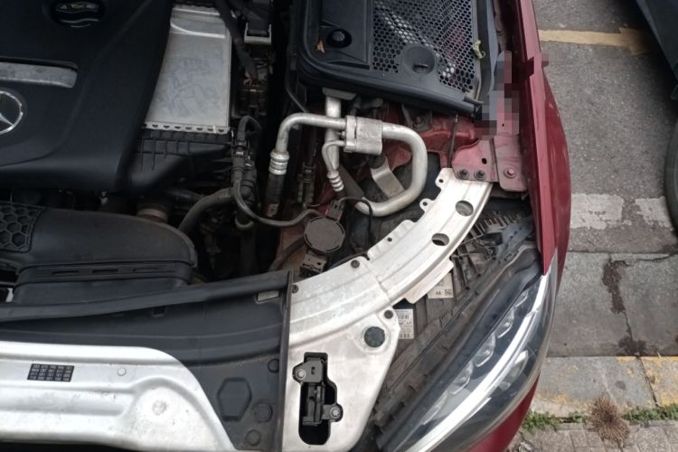 Used Mercedes-Benz C-Class 2016 C 200 L Sport Edition Engine Bay Left
