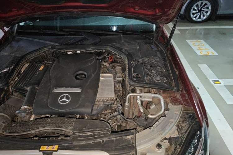Used Mercedes-Benz C-Class 2016 C 180 L Sport Edition Engine Bay Left