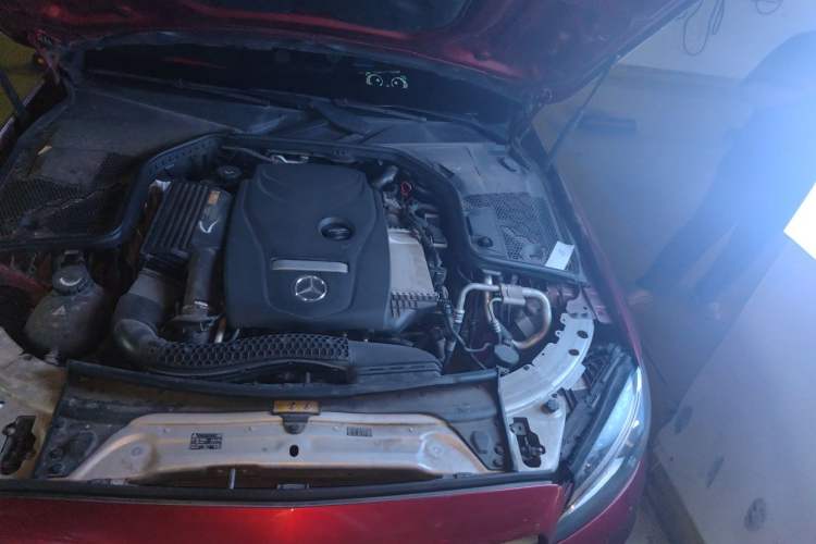 Used Mercedes-Benz C-Class 2016 C 180 L Sport Edition Engine Bay Left