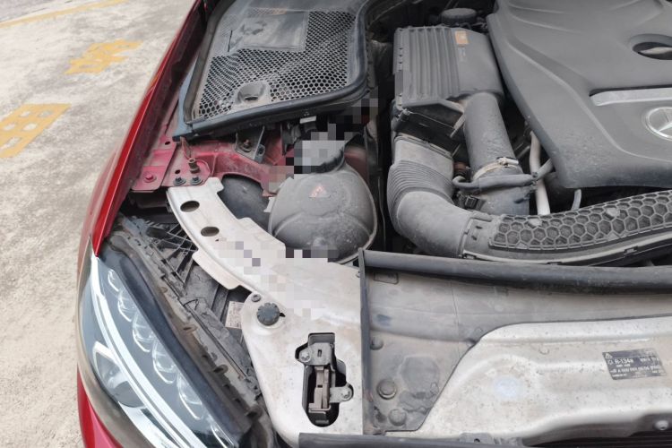 Used Mercedes-Benz C-Class 2016 C 200 L Sport Edition Engine Bay Right