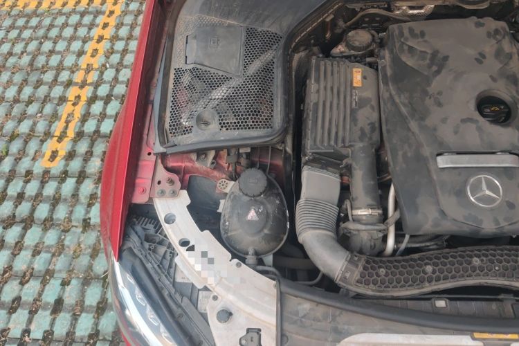 Used Mercedes-Benz C-Class 2016 C 200 L Sport Edition Engine Bay Right