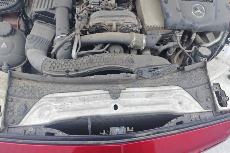 Used Mercedes-Benz C-Class 2016 C 200 L Sport Edition Engine Bay