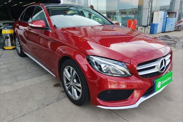 Used Mercedes-Benz C-Class 2016 C 200 L Sport Edition Front Right 45 Deg
