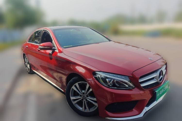 Used Mercedes-Benz C-Class 2016 C 200 L Sport Edition Front Right 45 Deg