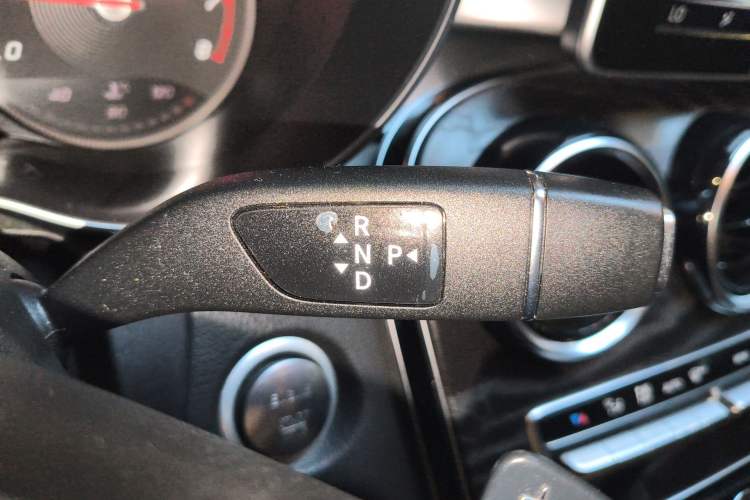 Used Mercedes-Benz C-Class 2016 C 180 L Sport Edition Gear Lever