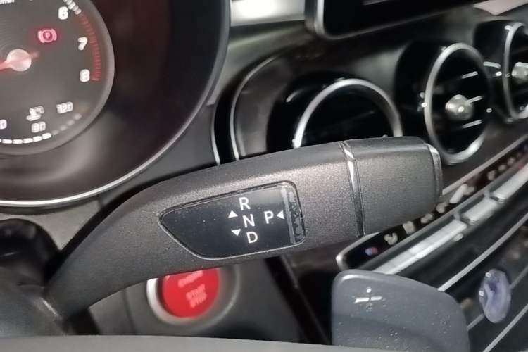 Used Mercedes-Benz C-Class 2016 C 180 L Sport Edition Gear Lever